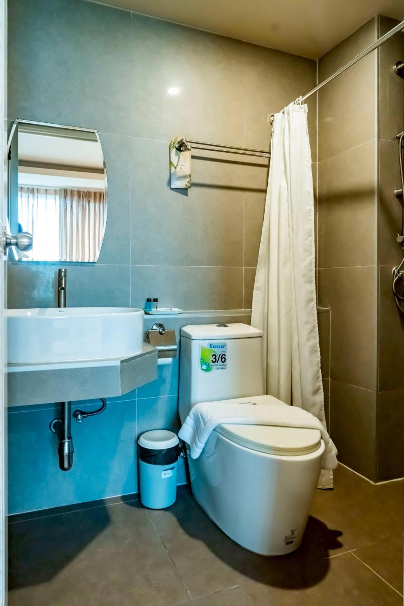 Ployburi Boutique Hotel Chanthaburi Exterior photo